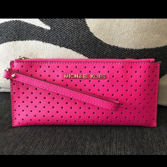 Michael Kors Handbags - Michael Kors Hot Pink Wristlet